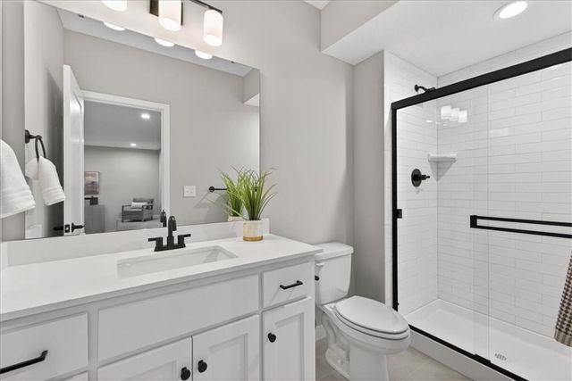 25039 W 94th Terrace, Lenexa, KS 66227
