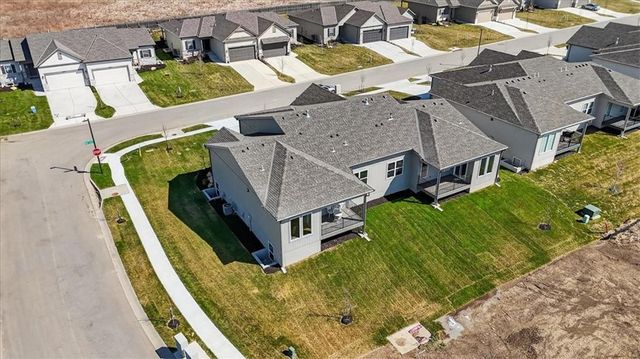 25039 W 94th Terrace, Lenexa, KS 66227