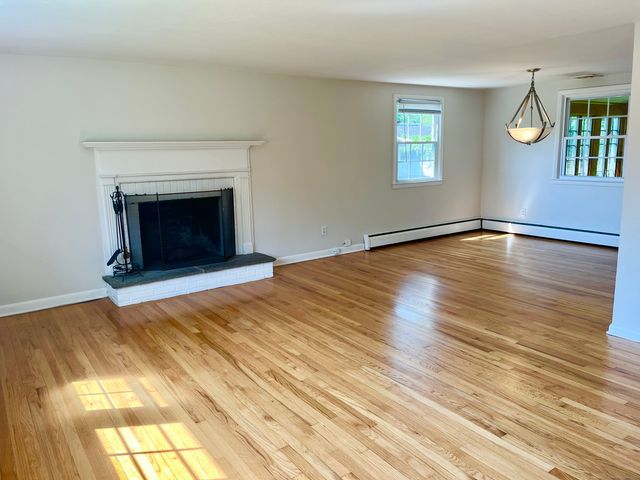 11 Cornwall Road, Norwalk, CT 06850