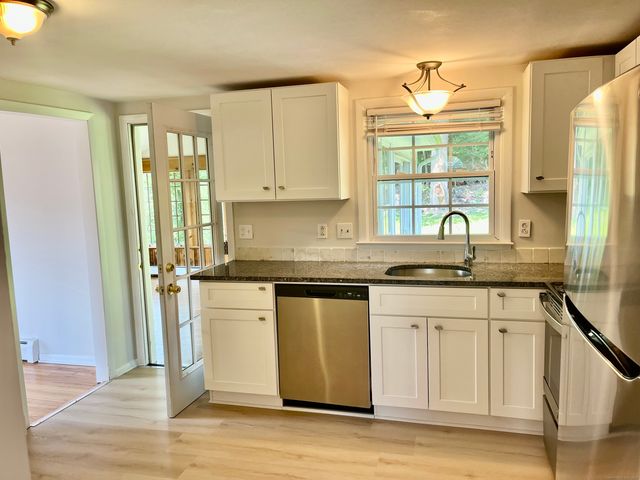 11 Cornwall Road, Norwalk, CT 06850