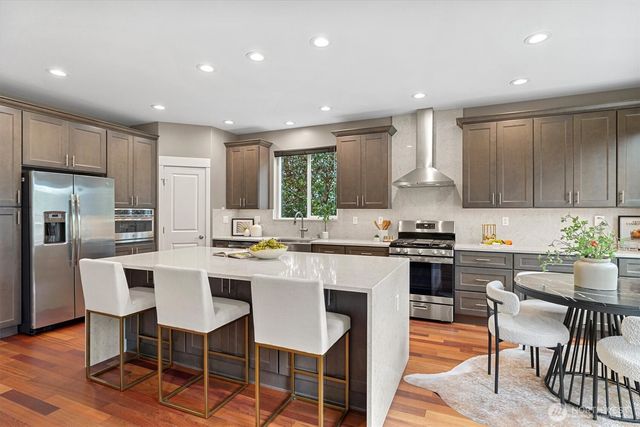 20514 9th Avenue W, Lynnwood, WA 98036