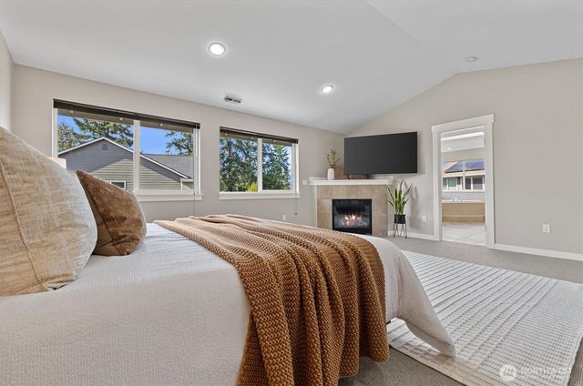 20514 9th Avenue W, Lynnwood, WA 98036