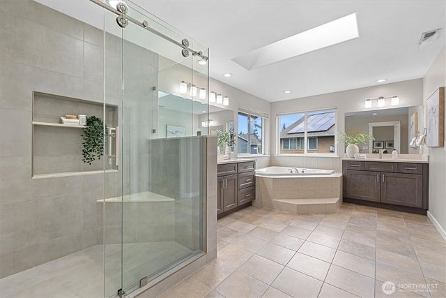 20514 9th Avenue W, Lynnwood, WA 98036