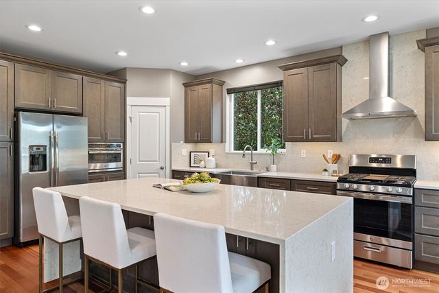 20514 9th Avenue W, Lynnwood, WA 98036