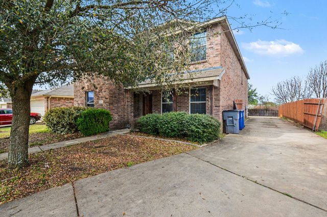 655 Lentisco Drive, Lancaster, TX 75146