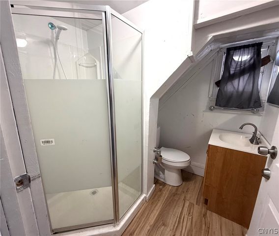 16 Barnes Avenue, Utica, NY 13502