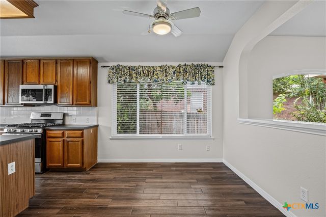 1824 Red Rock Drive, Round Rock, TX 78665