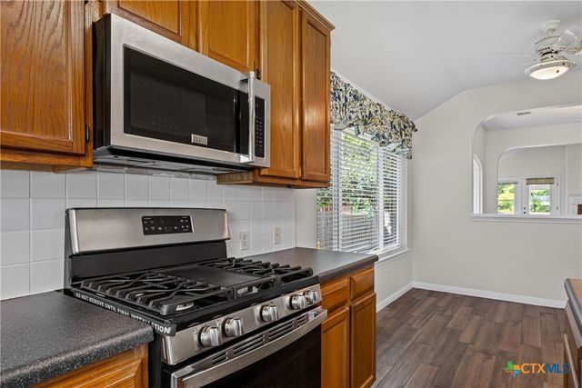 1824 Red Rock Drive, Round Rock, TX 78665