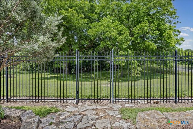 1824 Red Rock Drive, Round Rock, TX 78665