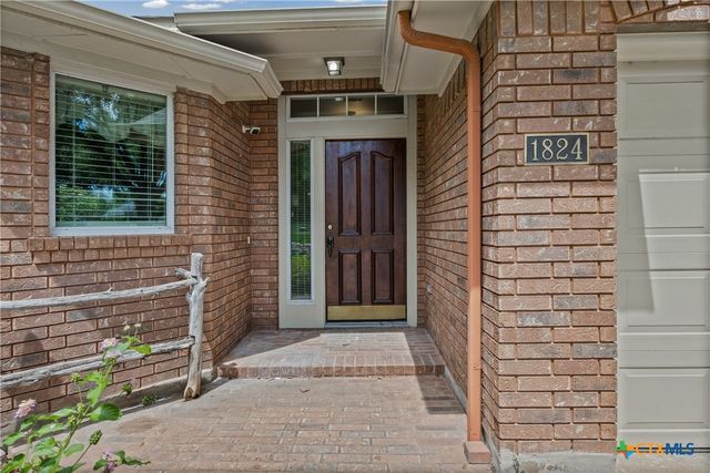 1824 Red Rock Drive, Round Rock, TX 78665