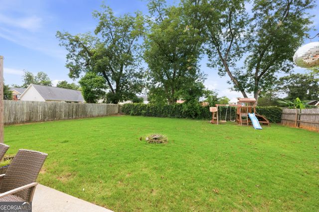 214 Haywood Drive, Kathleen, GA 31047