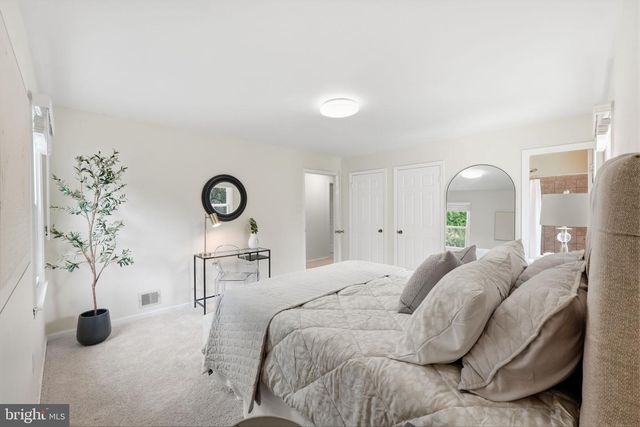 3213 ALLNESS LN, Herndon, VA 20171