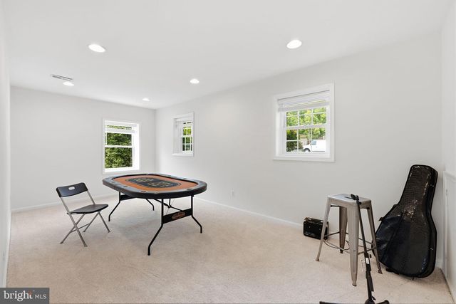 3213 ALLNESS LN, Herndon, VA 20171