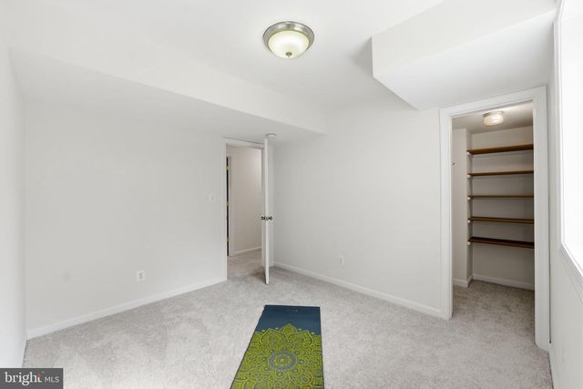 3213 ALLNESS LN, Herndon, VA 20171