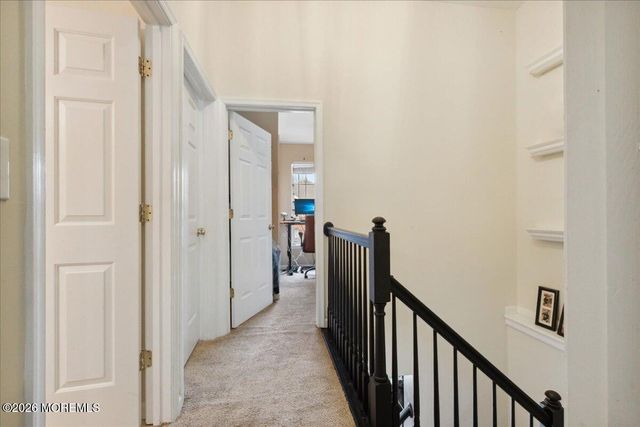 36 Saxton Road, Farmingdale, NJ 07727