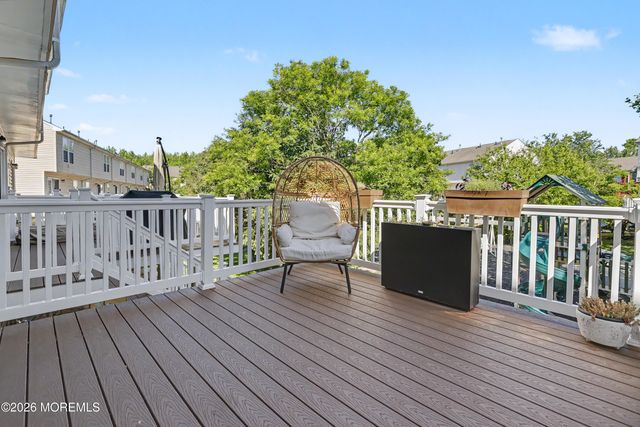 36 Saxton Road, Farmingdale, NJ 07727