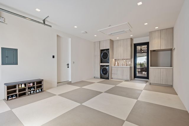 3501 Captains Way, Jupiter, FL 33477