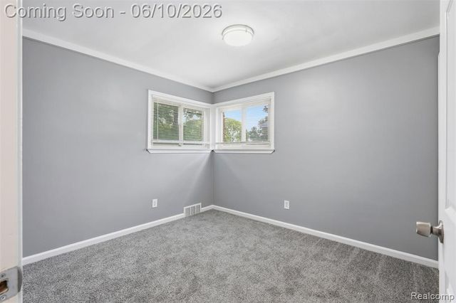 8245 Roosevelt Street, Taylor, MI 48180