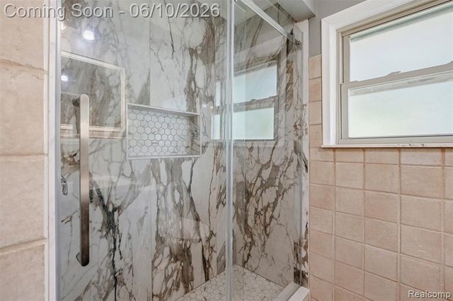 8245 Roosevelt Street, Taylor, MI 48180