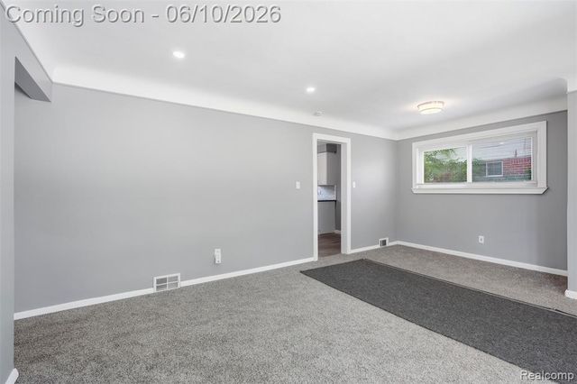 8245 Roosevelt Street, Taylor, MI 48180