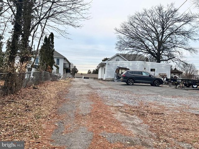 2511 GETTYSBURG RD, Camp Hill, PA 17011
