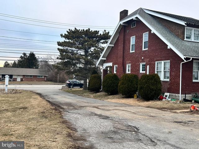 2511 GETTYSBURG RD, Camp Hill, PA 17011
