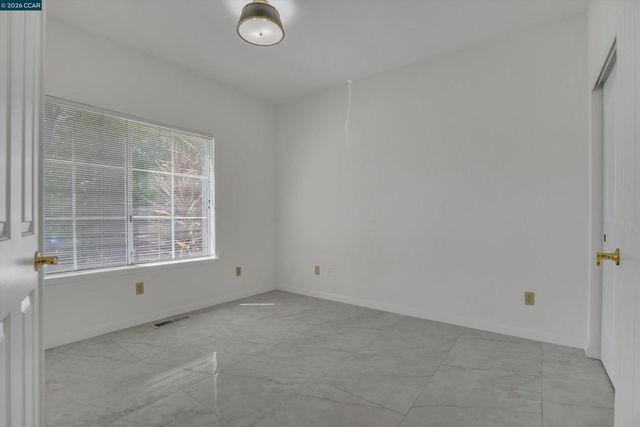2208 Fieldcrest Ct, Fairfield, CA 94534