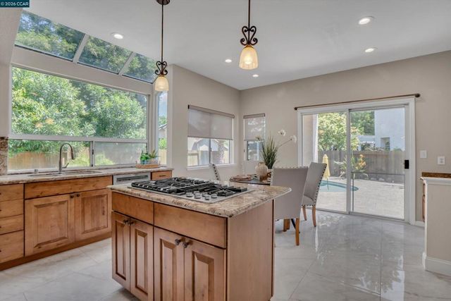 2208 Fieldcrest Ct, Fairfield, CA 94534