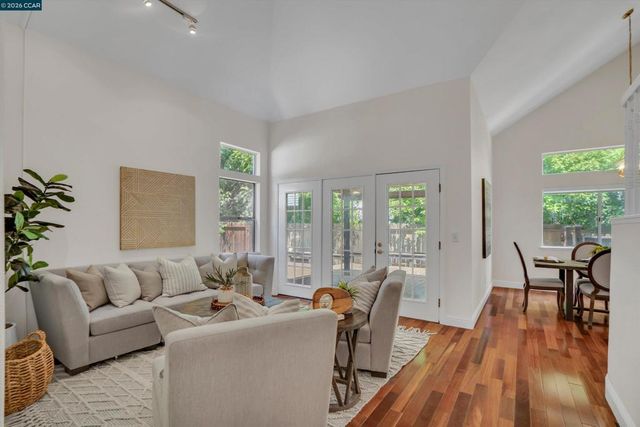 2208 Fieldcrest Ct, Fairfield, CA 94534