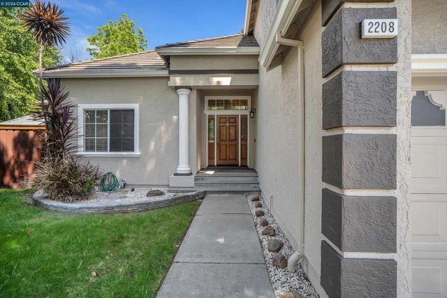 2208 Fieldcrest Ct, Fairfield, CA 94534