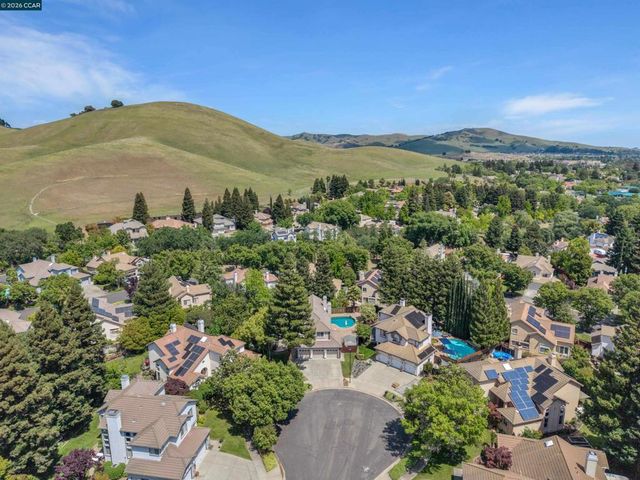 2208 Fieldcrest Ct, Fairfield, CA 94534