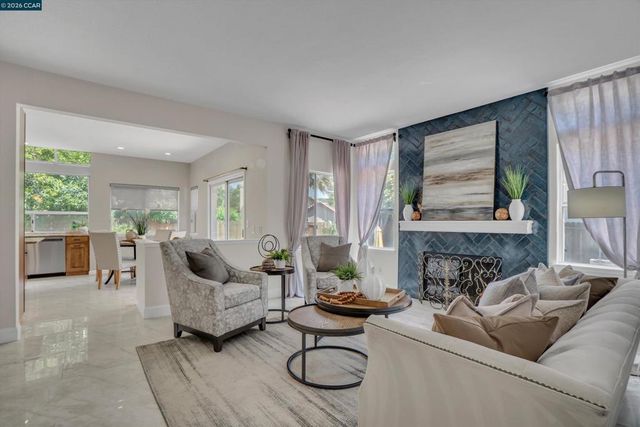 2208 Fieldcrest Ct, Fairfield, CA 94534