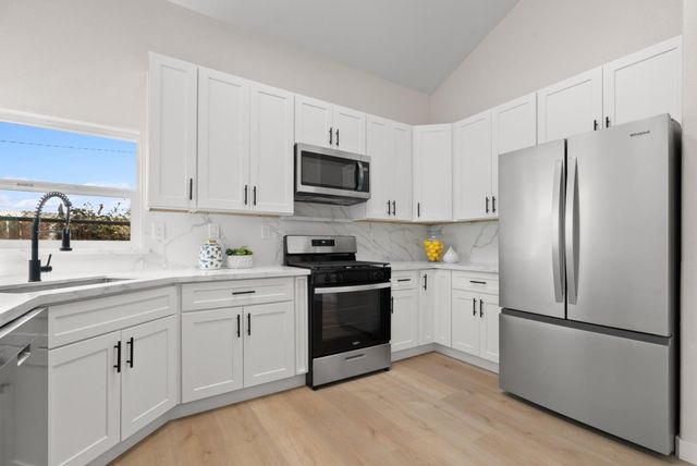 2170 Clearview Drive, Hollister, CA 95023