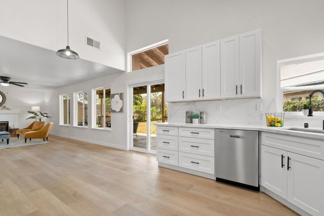 2170 Clearview Drive, Hollister, CA 95023