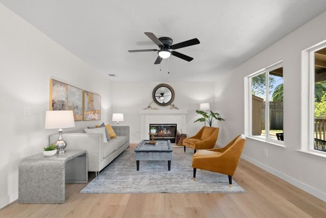 2170 Clearview Drive, Hollister, CA 95023