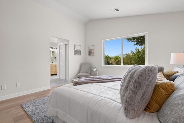 2170 Clearview Drive, Hollister, CA 95023