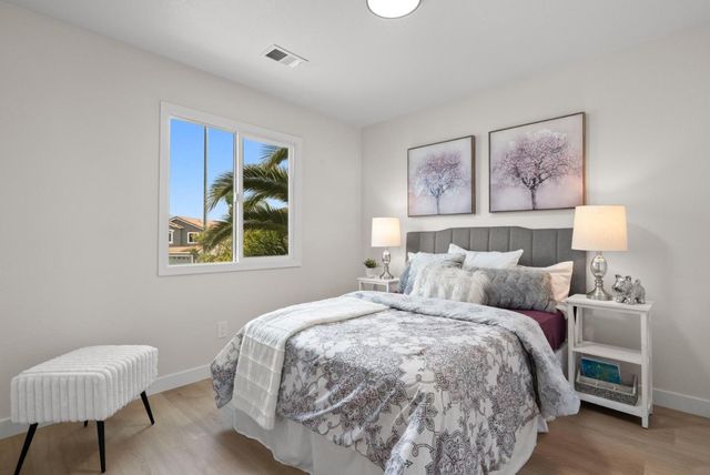 2170 Clearview Drive, Hollister, CA 95023