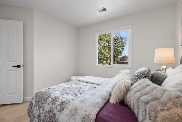 2170 Clearview Drive, Hollister, CA 95023