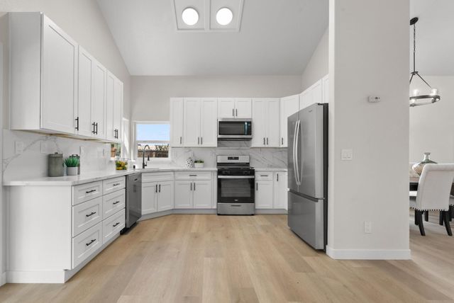 2170 Clearview Drive, Hollister, CA 95023