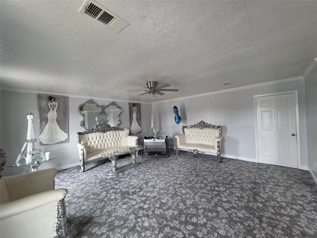 830 Hollycrest Drive, Channelview, TX 77530