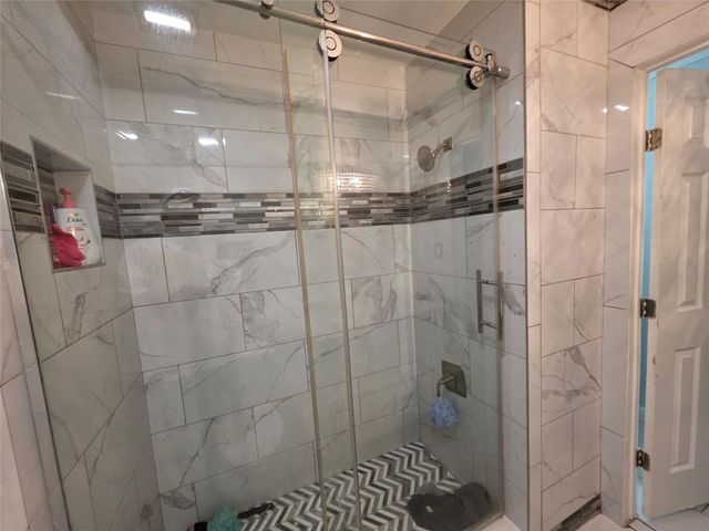 830 Hollycrest Drive, Channelview, TX 77530