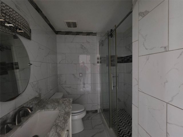 830 Hollycrest Drive, Channelview, TX 77530