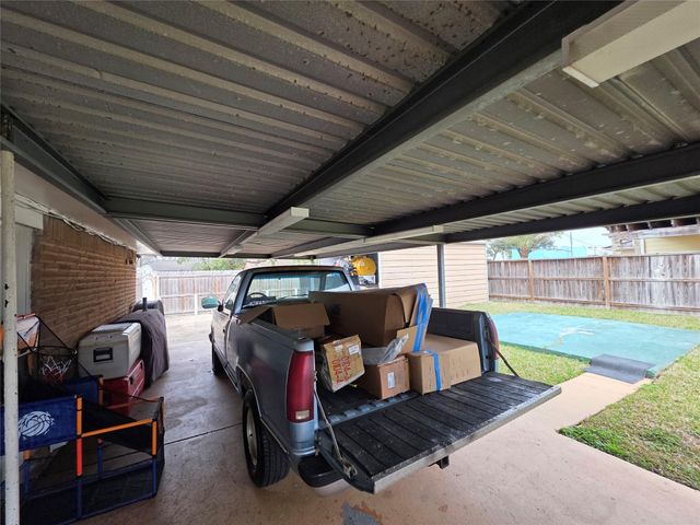 830 Hollycrest Drive, Channelview, TX 77530