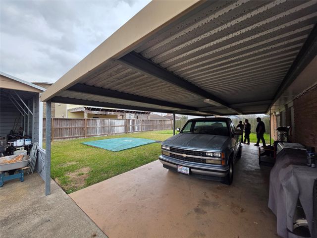 830 Hollycrest Drive, Channelview, TX 77530