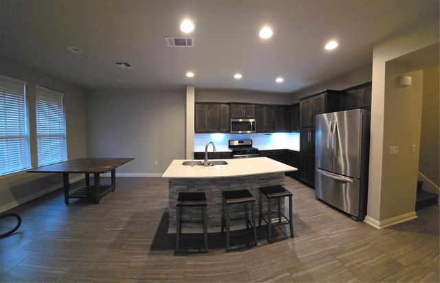 13800 Lyndhurst ST 74, Austin, TX 78717