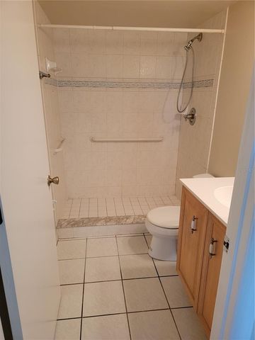 2424 W TAMPA BAY BLVD M-201, Tampa, FL 33607