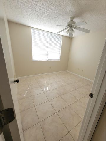 2424 W TAMPA BAY BLVD M-201, Tampa, FL 33607