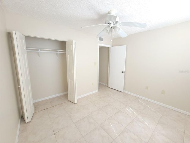 2424 W TAMPA BAY BLVD M-201, Tampa, FL 33607