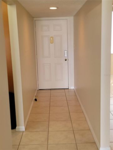 2424 W TAMPA BAY BLVD M-201, Tampa, FL 33607