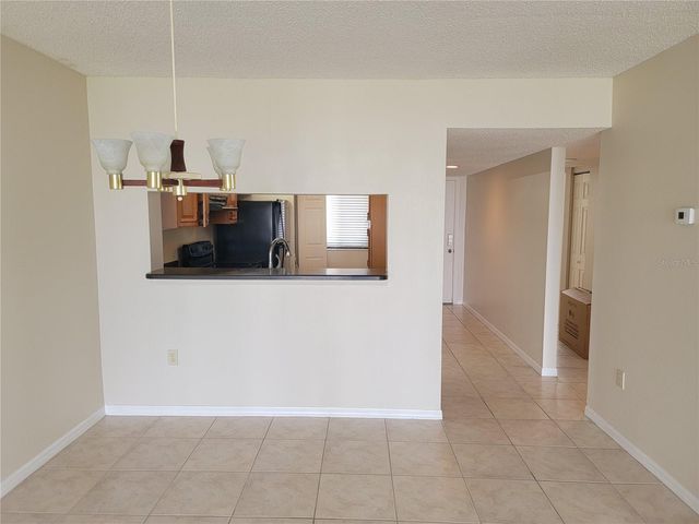 2424 W TAMPA BAY BLVD M-201, Tampa, FL 33607
